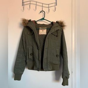 Aritzia Talula Olive Green Army Jacket with detachable fur (XS)